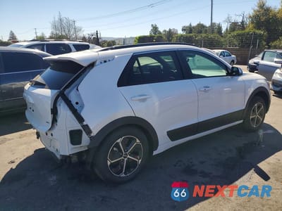 Trzecie zdjęcie samochodu z tyłu: 2025 KIA NIRO EX VIN:KNDCR3LE7S5273681 - miniatura