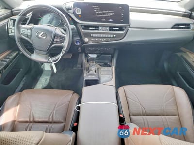 Zdjęcie 8 z 12 samochodu: 2022 LEXUS ES 300H ULTRA LUXURY VIN:58AFA1C10NU026409 - miniatura