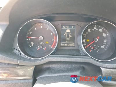 Zdjęcie 9 z 12 samochodu: 2016 VOLKSWAGEN PASSAT SE VIN:1VWBT7A39GC029083 - miniatura