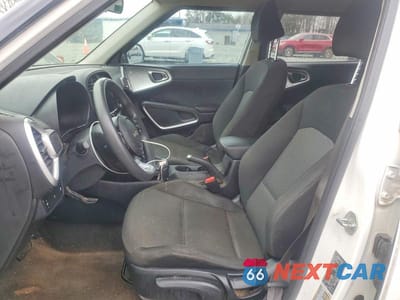 Zdjęcie 7 z 12 samochodu: 2022 KIA SOUL LX VIN:KNDJ23AUXN7173590 - miniatura