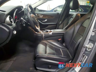 Zdjęcie 7 z 11 samochodu: 2015 MERCEDES-BENZ C 300 4MATIC VIN:55SWF4KB7FU060848 - miniatura