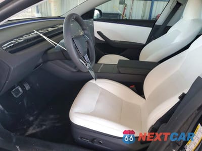 Zdjęcie 7 z 12 samochodu: 2025 TESLA MODEL 3 VIN:5YJ3E1EA6SF998777 - miniatura