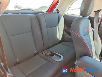 Zdjęcie 10 z 11 samochodu: 2024 FIAT 500 E RED VIN:ZFAFFAA48RX209773 - miniatura