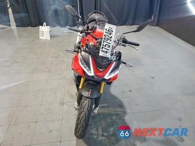 Drugie zdjęcie samochodu z przodu: 2024 APRILIA TUONO V4 1100 VIN:ZD4KZUA05RS001039 - miniatura