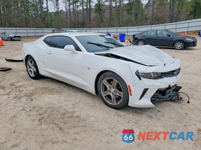 Czwarte zdjęcie samochodu z boku: 2017 CHEVROLET CAMARO LT VIN:1G1FB1RS2H0102693 - miniatura