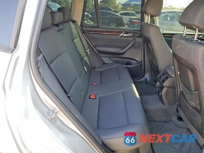 Zdjęcie 11 z 12 samochodu: 2017 BMW X3 SDRIVE28I VIN:5UXWZ7C30H0V87356 - miniatura