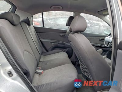Zdjęcie 10 z 12 samochodu: 2011 KIA RIO5 LX VIN:KNADH5A30B6768252 - miniatura