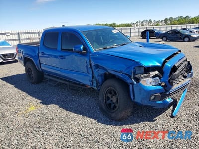 Czwarte zdjęcie samochodu z boku: 2017 TOYOTA TACOMA SR5 V6 VIN:5TFAZ5CNXHX053953 - miniatura