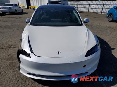 Piąte zdjęcie samochodu w środku: 2025 TESLA MODEL 3 VIN:5YJ3E1EA6SF026077 - miniatura