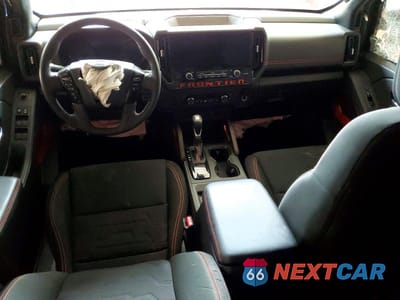 Zdjęcie 8 z 12 samochodu: 2025 NISSAN FRONTIER PRO-X VIN:1N6ED1EJ9SN655181 - miniatura