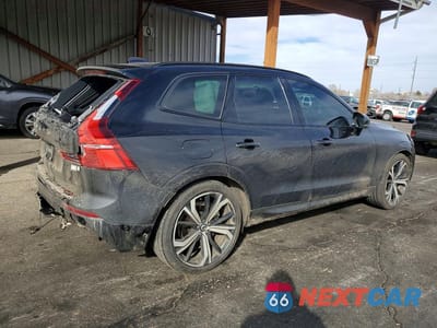Trzecie zdjęcie samochodu z tyłu: 2022 VOLVO XC60 T8 RECHARGE R-DESIGN VIN:YV4BR0DM9N1971492 - miniatura