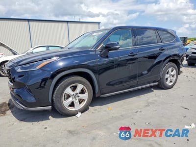 2021 TOYOTA HIGHLANDER LE 5TDZZRAH3MS073291 - główne zdjęcie licytacji z USA - miniatura