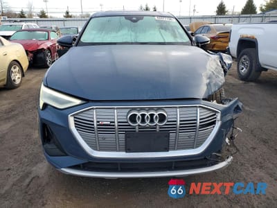 Piąte zdjęcie samochodu w środku: 2021 AUDI E-TRON SPORTBACK PREMIUM PLUS VIN:WA12AAGE4MB021726 - miniatura