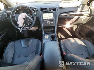 Zdjęcie 8 z 13 samochodu: 2018 FORD FUSION ENE VIN:3FA6P0SU5JR168097 - miniatura