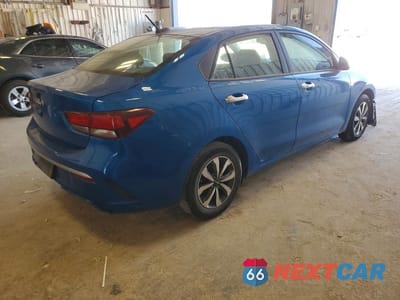 Trzecie zdjęcie samochodu z tyłu: 2023 KIA RIO S VIN:3KPA24AD4PE585027 - miniatura