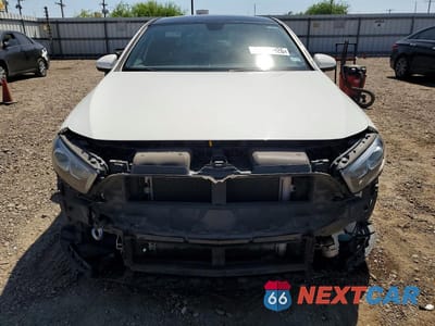 Piąte zdjęcie samochodu w środku: 2020 MERCEDES-BENZ A 35 AMG VIN:W1K3G5BB6LJ221692 - miniatura
