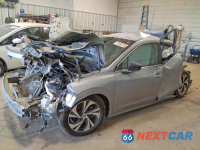 2020 SUBARU LEGACY 4S3BWAB62L3018341 - główne zdjęcie licytacji z USA - miniatura