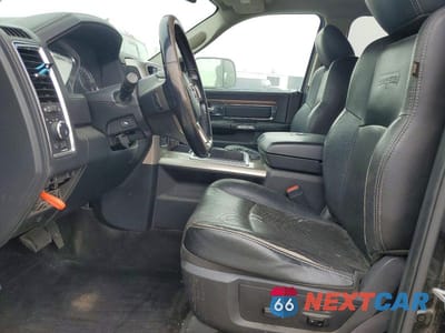 Zdjęcie 7 z 12 samochodu: 2015 RAM 1500 LARAMIE VIN:1C6RR7NM9FS546379 - miniatura