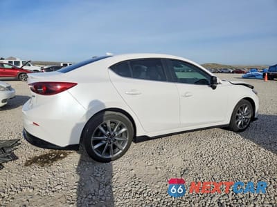 Trzecie zdjęcie samochodu z tyłu: 2018 MAZDA 3 GRAND TOURING VIN:3MZBN1W33JM177557 - miniatura