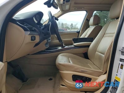 Zdjęcie 7 z 13 samochodu: 2012 BMW X5 XDRIVE35D VIN:5UXZW0C51CL666783 - miniatura