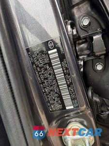 Zdjęcie 10 z 10 samochodu: 2014 TOYOTA PRIUS C TWO VIN:JTDKDTB39E1572823 - miniatura