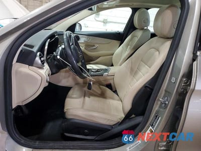 Zdjęcie 7 z 11 samochodu: 2019 MERCEDES-BENZ C 300 4MATIC VIN:55SWF8EB8KU315696 - miniatura