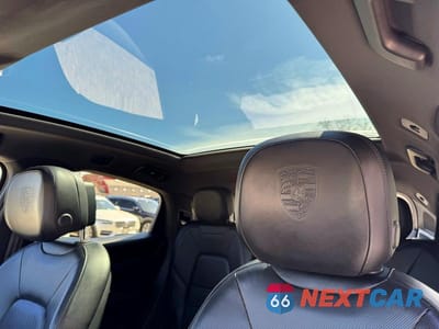 Zdjęcie 13 z 14 samochodu: 2023 PORSCHE CAYENNE COUPE VIN:WP1BA2AY6PDA25539 - miniatura