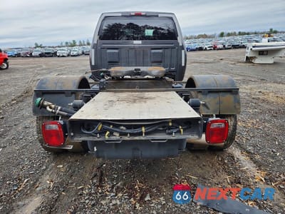 Zdjęcie 6 z 13 samochodu: 2022 RAM 3500 VIN:3C7WRSCL4NG339321 - miniatura