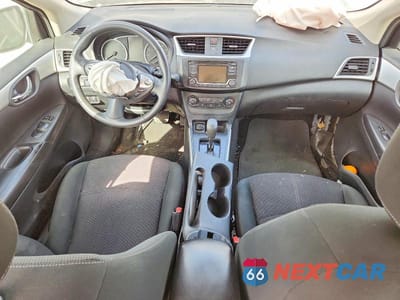Zdjęcie 8 z 13 samochodu: 2018 NISSAN SENTRA S VIN:3N1AB7AP6JY248833 - miniatura