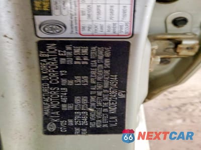 Zdjęcie 13 z 13 samochodu: 2006 KIA SPORTAGE VIN:KNDJE724367145144 - miniatura