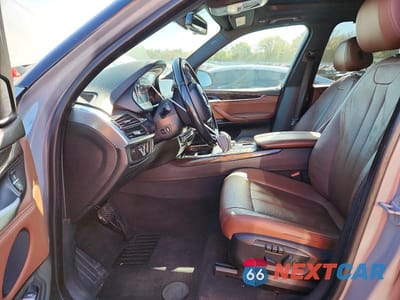 Zdjęcie 7 z 13 samochodu: 2018 BMW X5 XDRIVE35I VIN:5UXKR0C59J0X93045 - miniatura