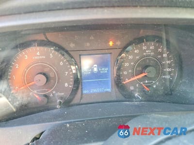 Zdjęcie 9 z 13 samochodu: 2015 TOYOTA SIENNA VIN:5TDKK3DC5FS539843 - miniatura