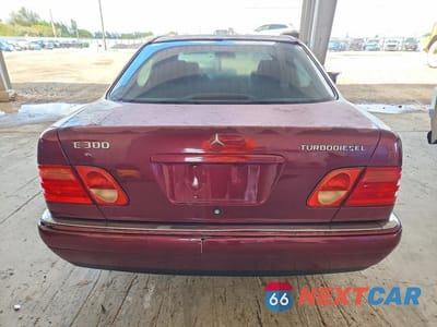 Zdjęcie 6 z 11 samochodu: 1999 MERCEDES-BENZ E 300TD VIN:WDBJF25H8XA825025 - miniatura