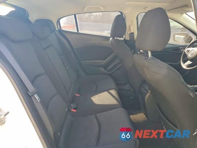 Zdjęcie 10 z 12 samochodu: 2016 MAZDA 3 TOURING VIN:3MZBM1L75GM325081 - miniatura