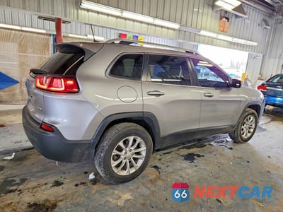 Trzecie zdjęcie samochodu z tyłu: 2019 JEEP CHEROKEE LATITUDE VIN:1C4PJMCB1KD201496 - miniatura