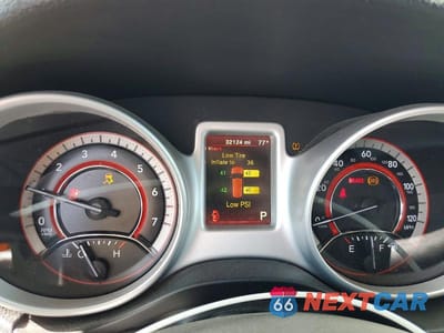 Zdjęcie 9 z 12 samochodu: 2019 DODGE JOURNEY SE VIN:3C4PDCAB4KT869047 - miniatura