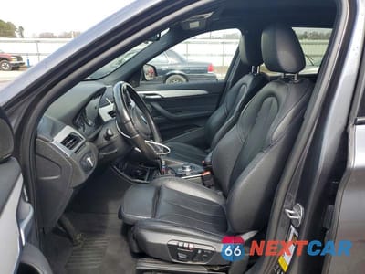 Zdjęcie 7 z 14 samochodu: 2017 BMW X1 XDRIVE28I VIN:WBXHT3C32H5F80132 - miniatura