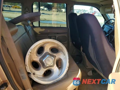 Zdjęcie 11 z 12 samochodu: 1997 FORD EXPLORER VIN:1FMDU34E6VUD41508 - miniatura