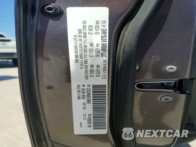 Zdjęcie 12 z 12 samochodu: 2014 CHRYSLER 300 VIN:2C3CCAAG6EH138428 - miniatura