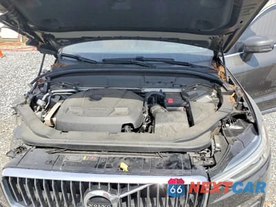 Zdjęcie 12 z 13 samochodu: 2018 VOLVO XC60 T5 INSCRIPTION VIN:YV4102RL2J1037413 - miniatura