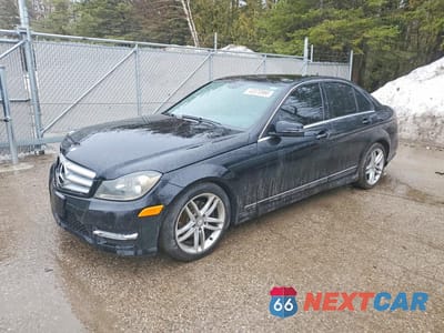 2012 MERCEDES-BENZ C 250 4MATIC WDDGF8FB3CA735614 - główne zdjęcie licytacji z USA - miniatura