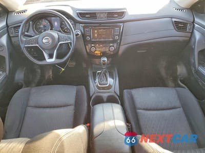 Zdjęcie 8 z 12 samochodu: 2018 NISSAN ROGUE SV VIN:JN8AT2MV2JW354649 - miniatura