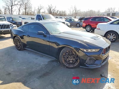 Czwarte zdjęcie samochodu z boku: 2024 FORD MUSTANG GT VIN:1FA6P8CF9R5408457 - miniatura