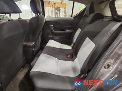 Zdjęcie 10 z 12 samochodu: 2015 TOYOTA PRIUS C VIN:JTDKDTB37F1107748 - miniatura