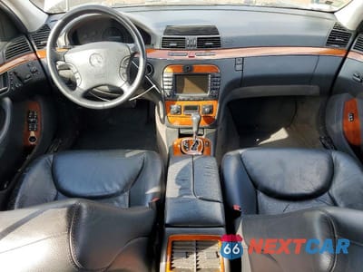 Zdjęcie 8 z 12 samochodu: 2006 MERCEDES-BENZ S 430 4MATIC VIN:WDBNG83J26A464512 - miniatura