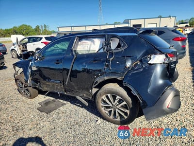 Drugie zdjęcie samochodu z przodu: 2023 TOYOTA COROLLA CROSS XLE VIN:7MUEAAAG0PV063343 - miniatura