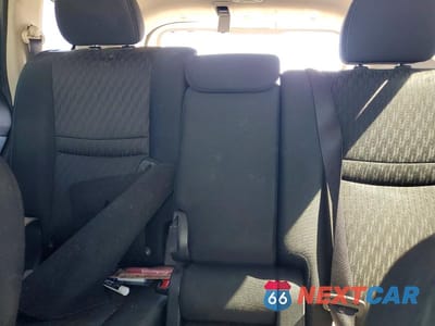 Zdjęcie 10 z 13 samochodu: 2019 NISSAN ROGUE SV VIN:KNMAT2MT2KP526782 - miniatura