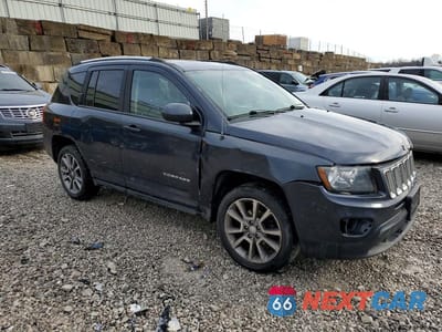 Czwarte zdjęcie samochodu z boku: 2016 JEEP COMPASS LATITUDE VIN:1C4NJDEB8GD534144 - miniatura