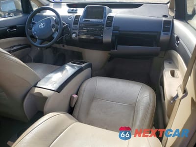 Zdjęcie 8 z 12 samochodu: 2005 TOYOTA PRIUS BASE VIN:JTDKB20U357057678 - miniatura