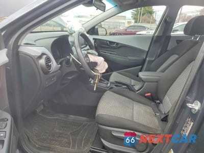Zdjęcie 7 z 12 samochodu: 2019 HYUNDAI KONA SE VIN:KM8K1CAAXKU302840 - miniatura